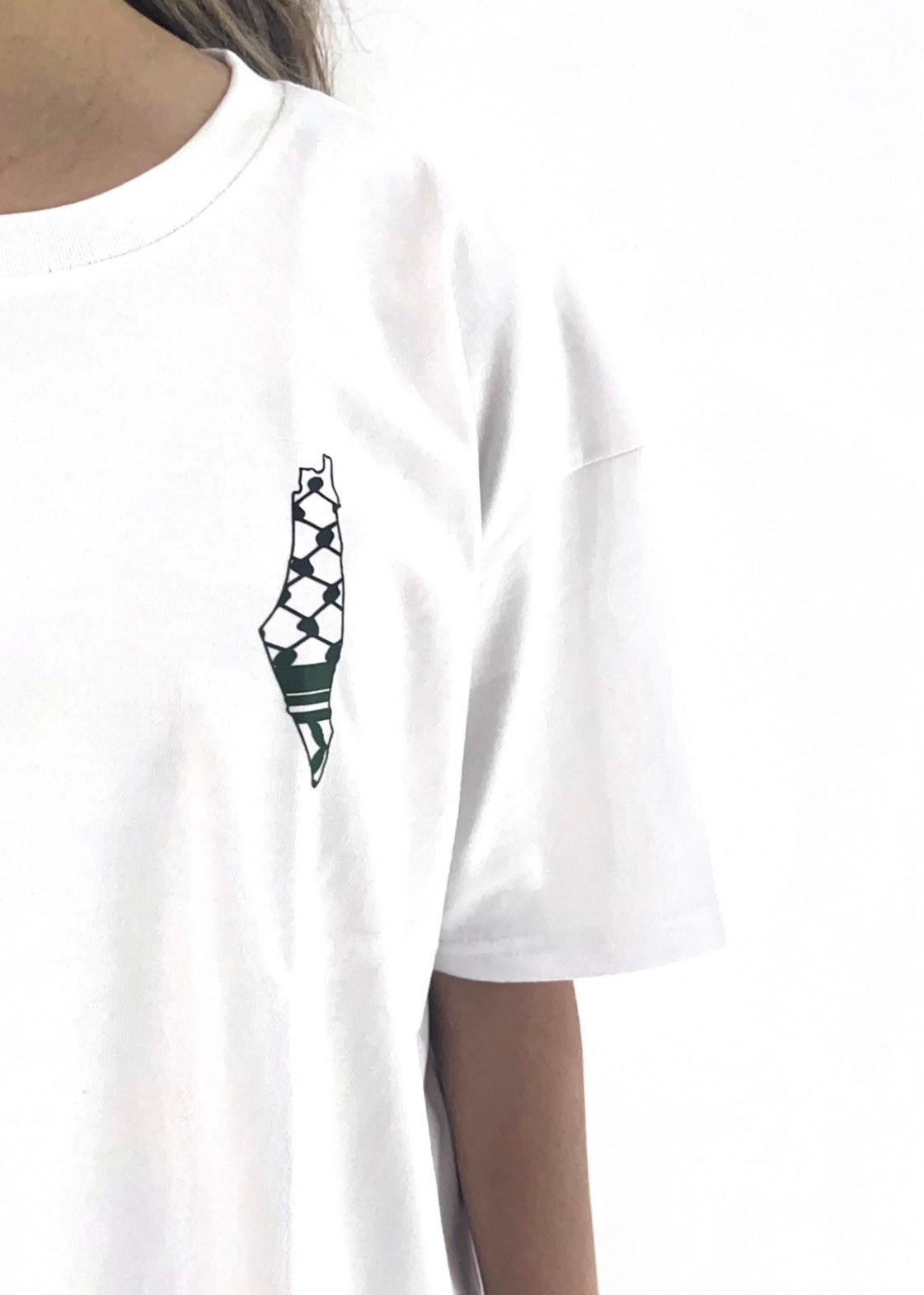 Oversized Fit Palestine Kuffiyeh Olive vine T-Shirt -White